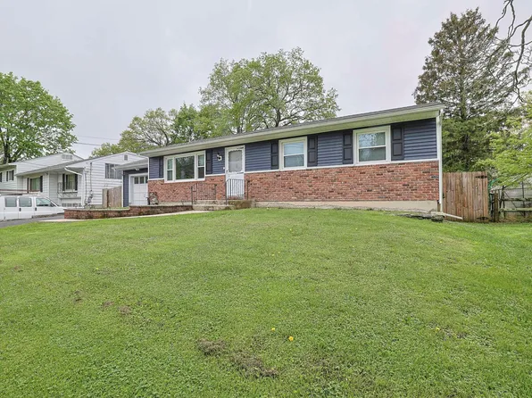 12 Brewster Drive, Middletown, NY 10940