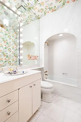 Sold by Sotheby's International Realty | media 12