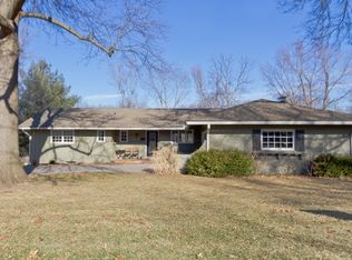 2900 W 87th Ter, Leawood, KS 66206