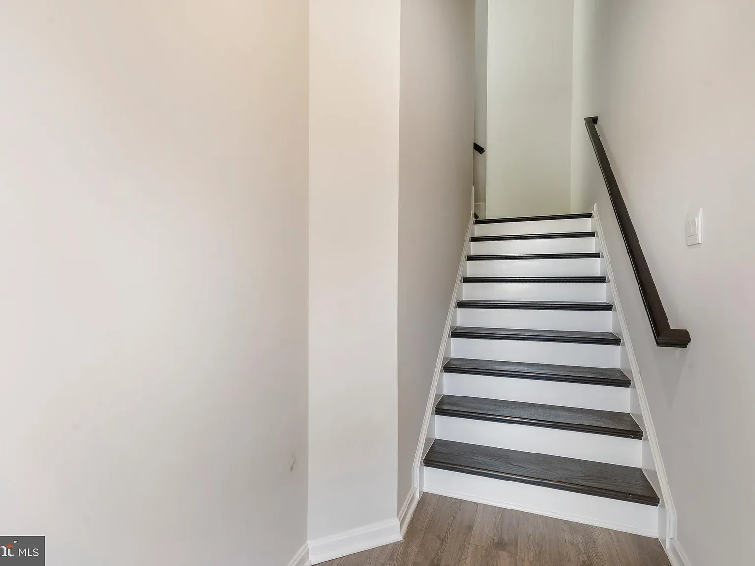 4 bed, 3.5 bath, $3,095 — Photo 3