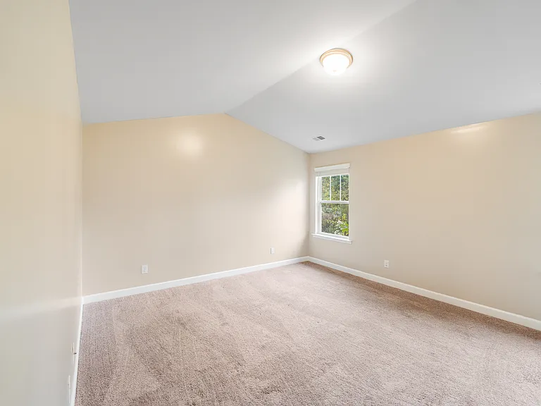 4920 Rockwood Rd — Photo 22