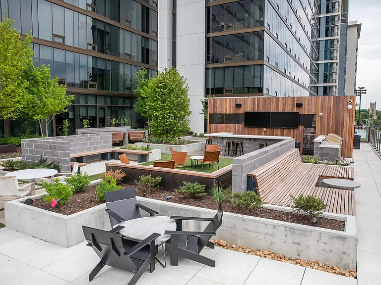 Kenect Nashville Amenity Deck