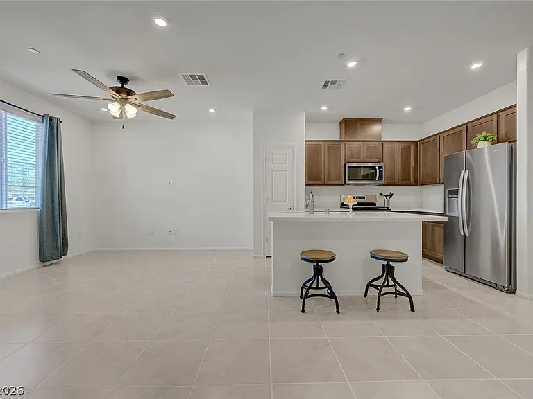 909 Kyanite Ln — Photo 15