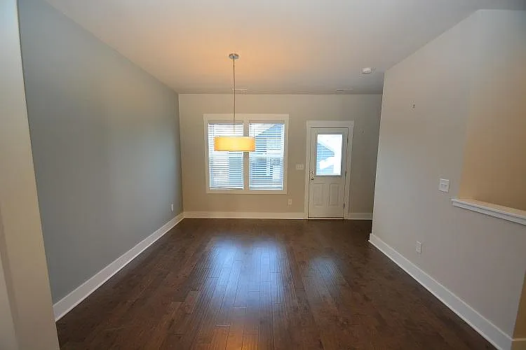 725 Fireball Ct — Photo 5