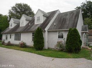 7609 N Point Rd, Baltimore, MD 21219