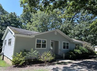 2041 Fleming Rd, Greensboro, NC 27410