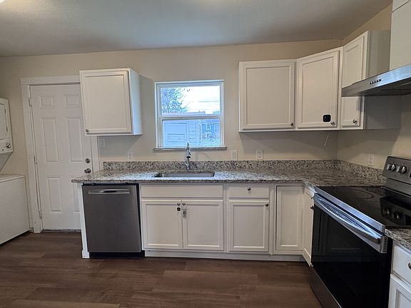 3rd image of 1234 Coleman St