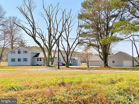 2nd image of 3582 Meadow Bridge Rd