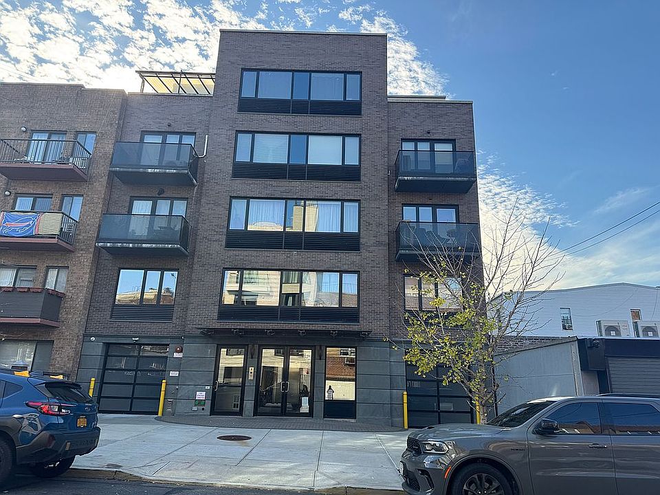 1st image of 31-10 28th Rd #3D