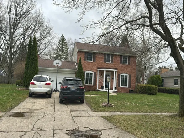 11231 Woodbridge Dr, Grand Blanc, MI 48439