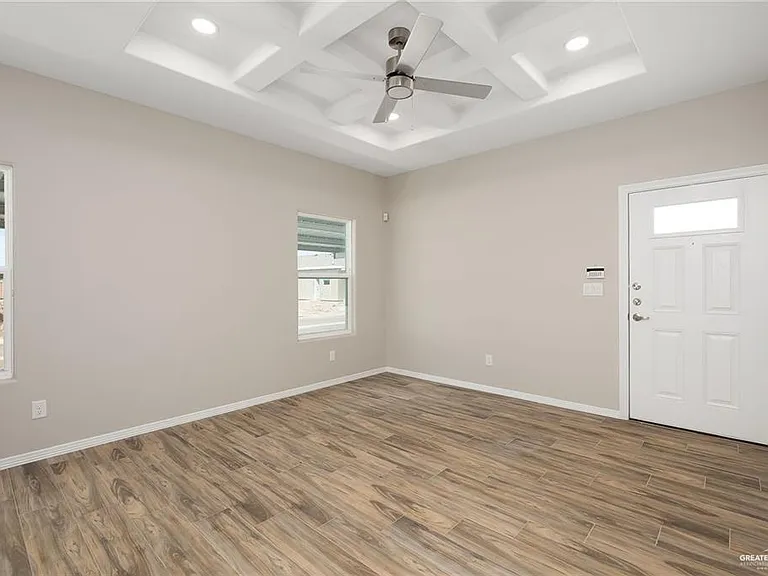4216 Walnut Ave #1 — Photo 9