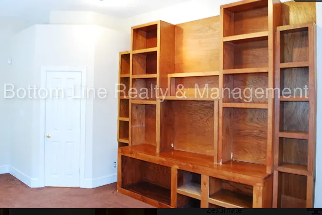3 bed, 1102 sqft, $1,550 — Photo 4