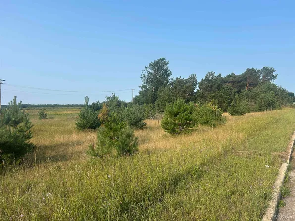 1600 S Lincoln Rd, Escanaba, MI 49829