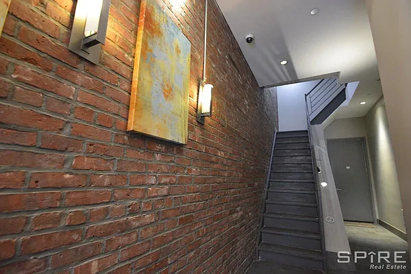 Rented by Spire Group | media 73