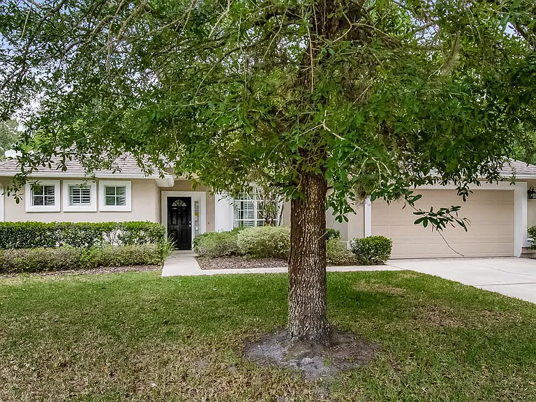 11867 Magnolia Falls Dr — Photo 1