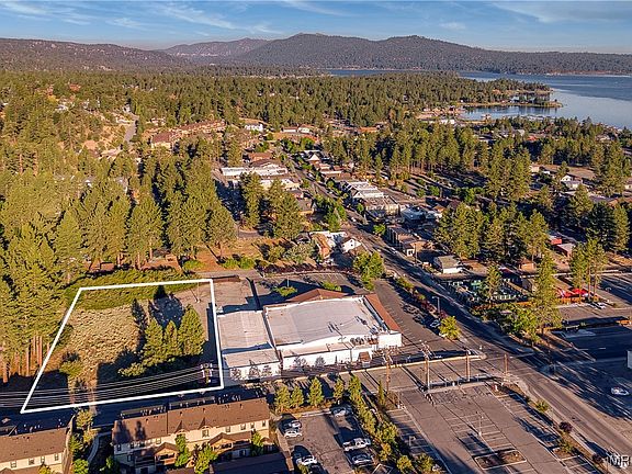 3rd image of 745 Stocker Rd