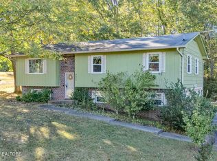 4675 Ridgeview Ave NW, Cleveland, TN 37312