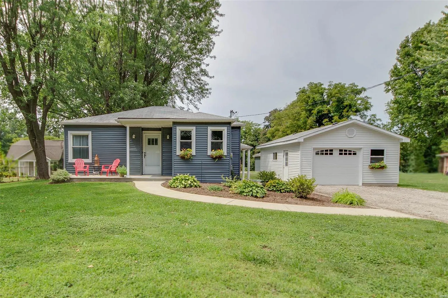 147 Westerholdt St photo 1