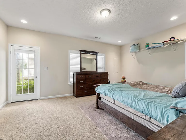 3313 Sun Ct — Photo 20