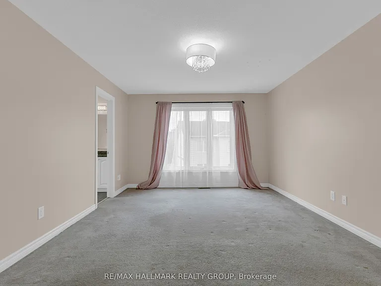 465 Paul Metivier Dr — Photo 15