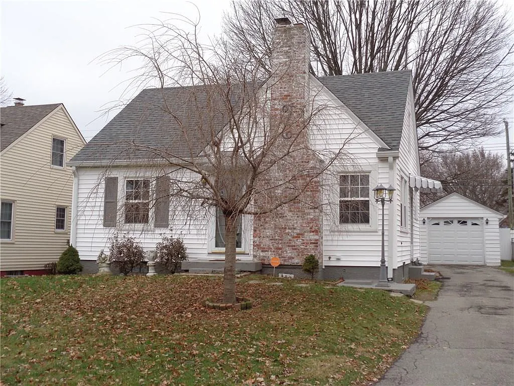 807 E Edwards Ave photo 1