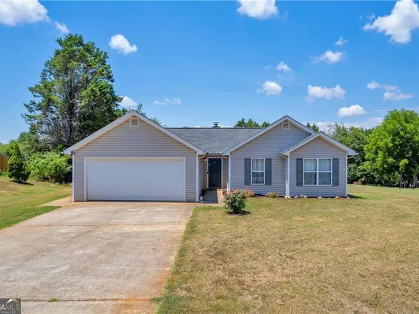 4678 Turning Leaf Dr, Gillsville, GA 30543