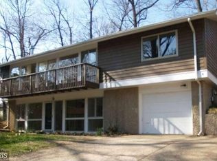4 Radburn Ct, Rockville, MD 20850