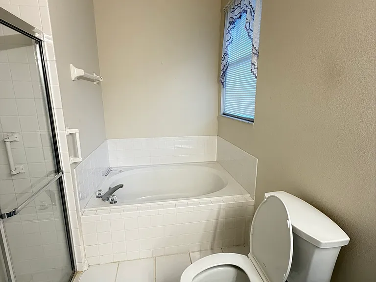 6290 Buckingham St — Photo 14