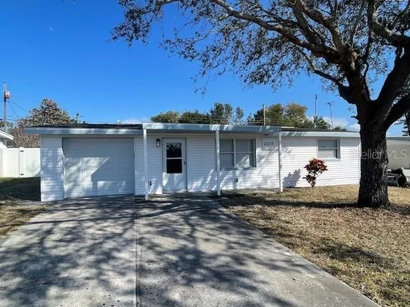2036 Melody Dr, Holiday, FL 34691