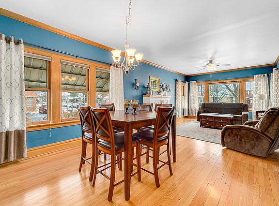 5th image of 3625 East Ave