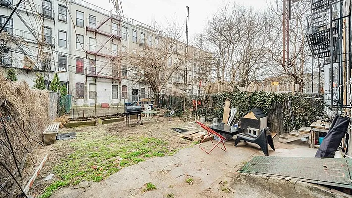 Rented by Nooklyn NYC LLC | media 35