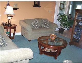 3rd image of 803 Cherry Hill Dr