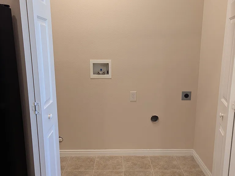 95 Shade Tree Ln #A — Photo 8