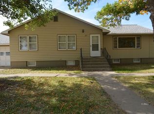 205 N 5th St, Fallon, MT 59326