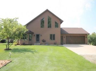 4179 Sand Pit Rd, Oshkosh, WI 54904