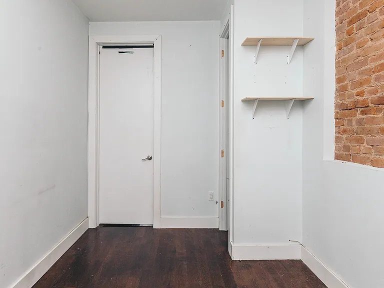 1426 Putnam Ave #1B — Photo 16
