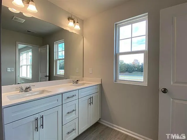609 Gimari Dr — Photo 14