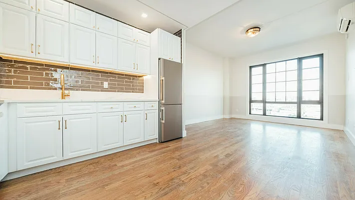 Rented by Nooklyn NYC LLC | media 28