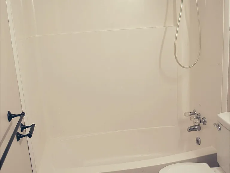 3105 Pineview Dr SW — Photo 16