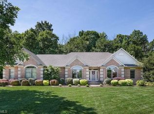 424 Hillbrook Dr, Cuyahoga Falls, OH 44223