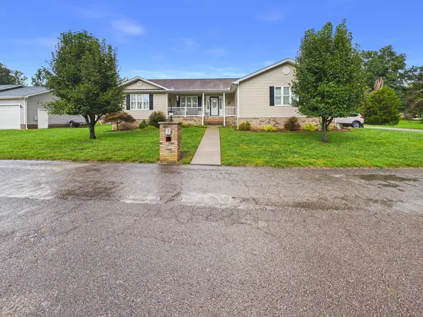 2 Betty Ln, Ona, WV 25545