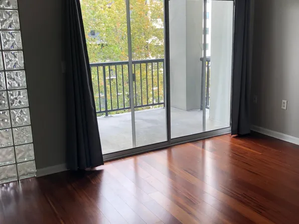 275 13th St NE APT 606, Atlanta, GA 30309