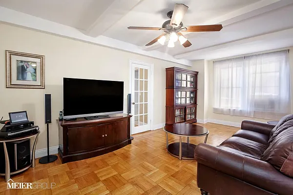 Sold by MEIER | media 1