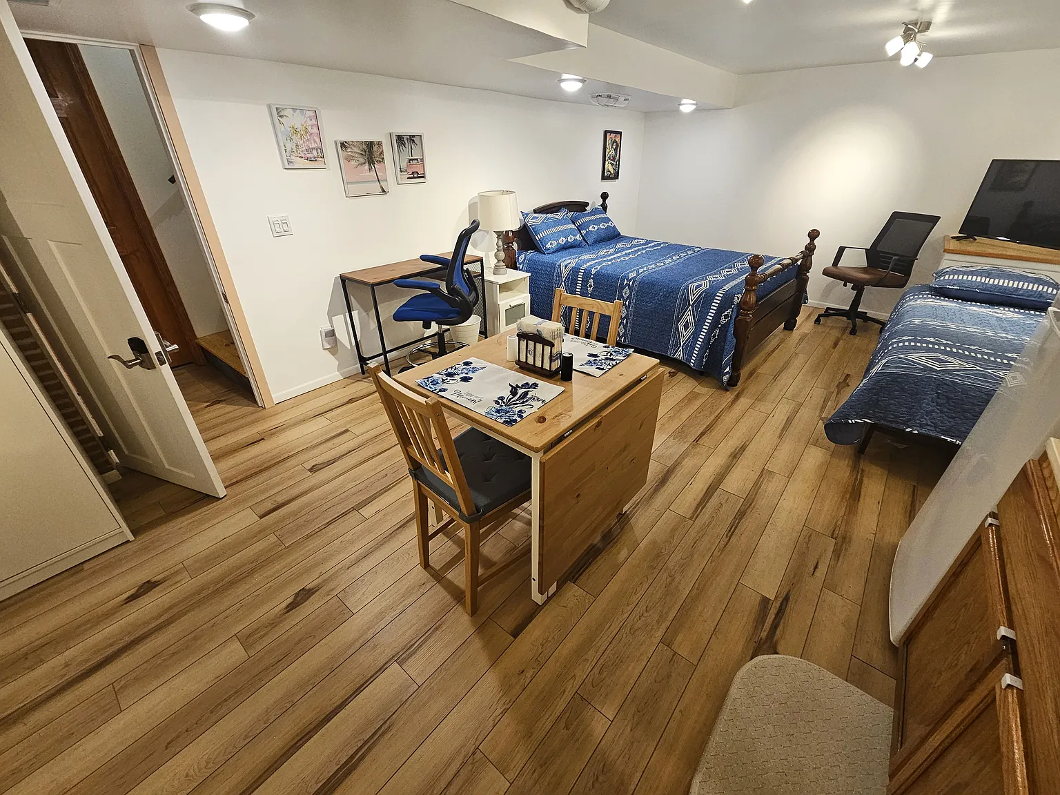 Studio, 390 sqft, $640 — Photo 2