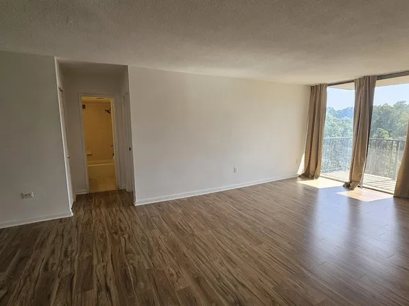 4600 S Four Mile Run Dr APT 506, Arlington, VA 22204