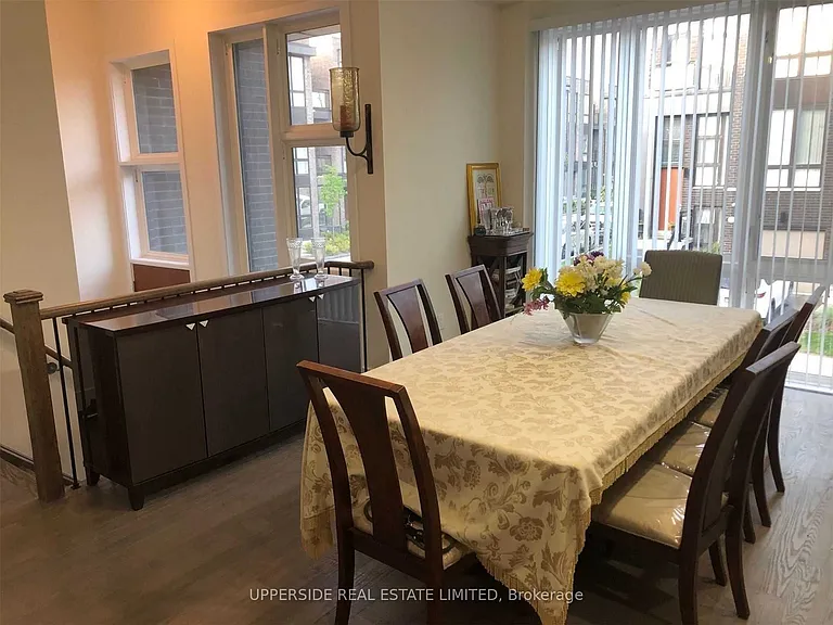 8 Sable Rd — Photo 2