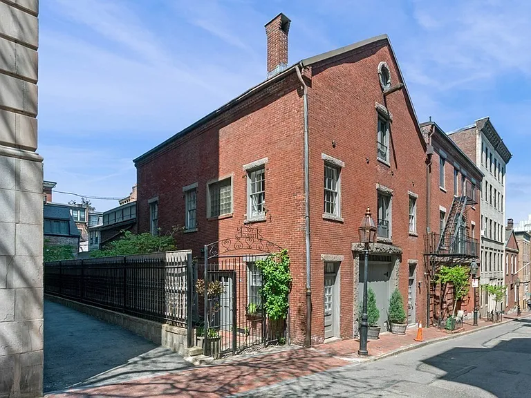 36 Joy Ct #F2 — Photo 10