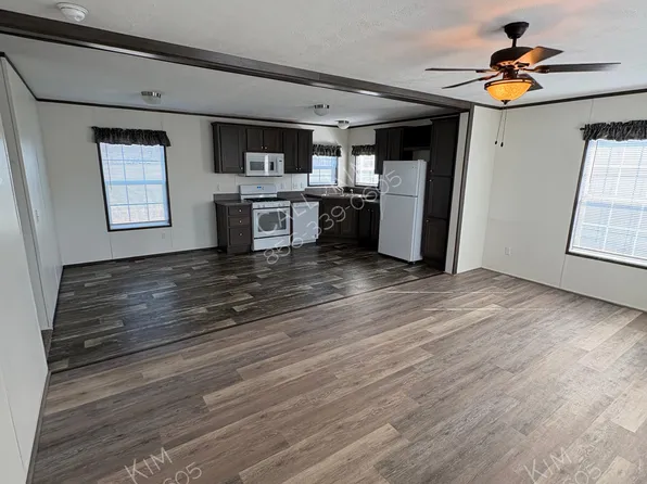 2 New Bridge Rd, Salem, NJ