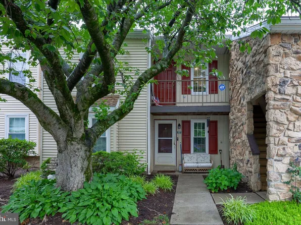 118 Valley Greene Cir, Reading, PA 19610