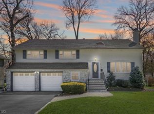 110 Edgewood Rd, Cranford, NJ 07016